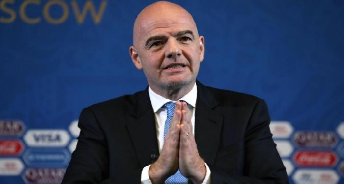 Ventura bën të “qajë” edhe FIFA-n