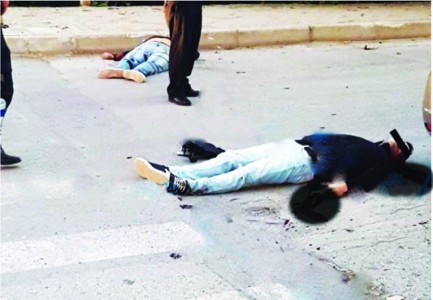 Dalin pamjet e ekzekutimit të dy rinjve në mes të qytetit (VIDEO)