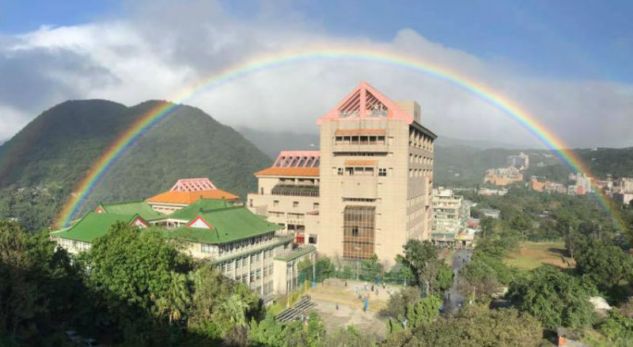 Ylber rekord, zgjat 9 orë (FOTO)