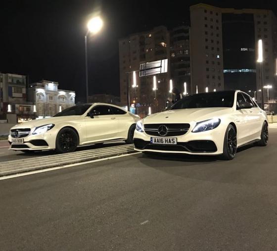 Bulevardi ‘pushtohet’ nga makinat super luksoze (FOTO & VIDEO)