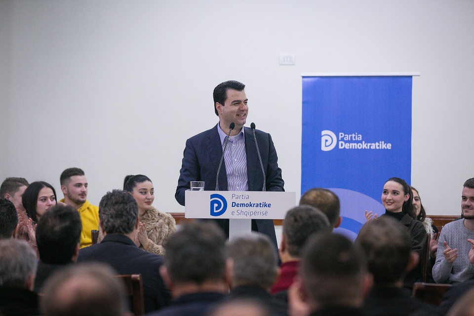 Basha: 290 mijë shqiptarë në mjerim absolut, largimi i Ramës mesazhi i 27 janarit