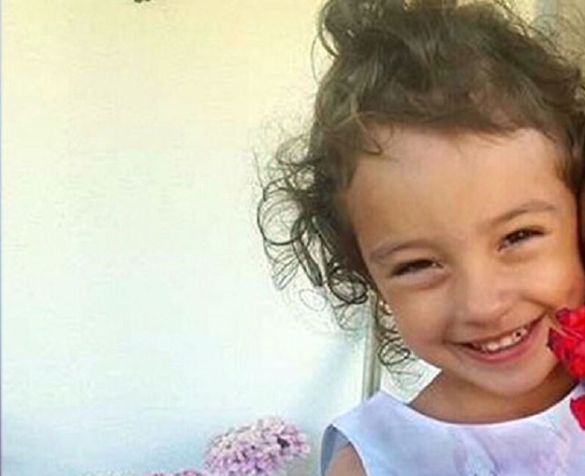 I mbijetoi kancerit, vogëlushja përplaset për vdekje nga makina