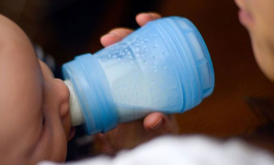 Qumështi i ndotur, kontrolle në impiantet e “Lactalis”