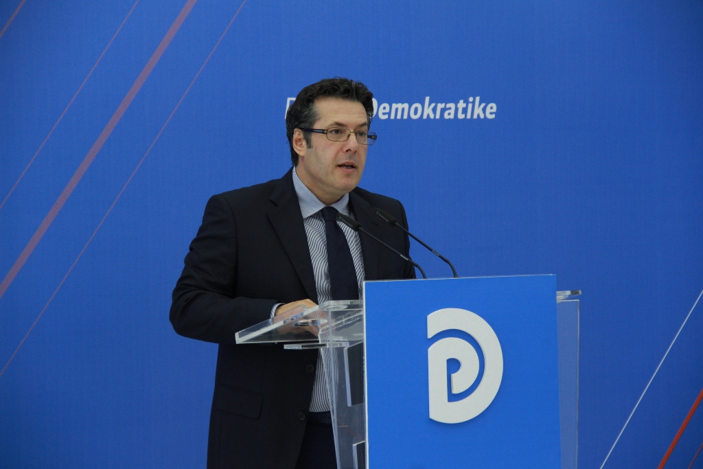 Shpërthen deputeti i PD: Rama lëshoi kone t’i lehnin protestës së opozitës