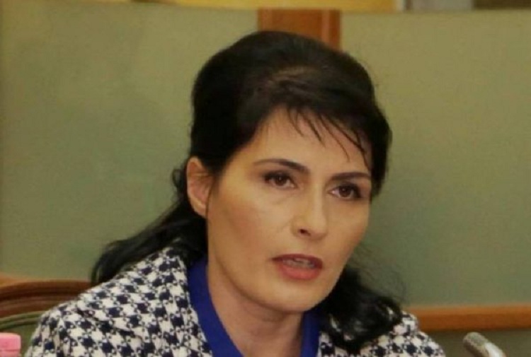 Flet për herë të parë Arta Marku: Do të shihni surpriza