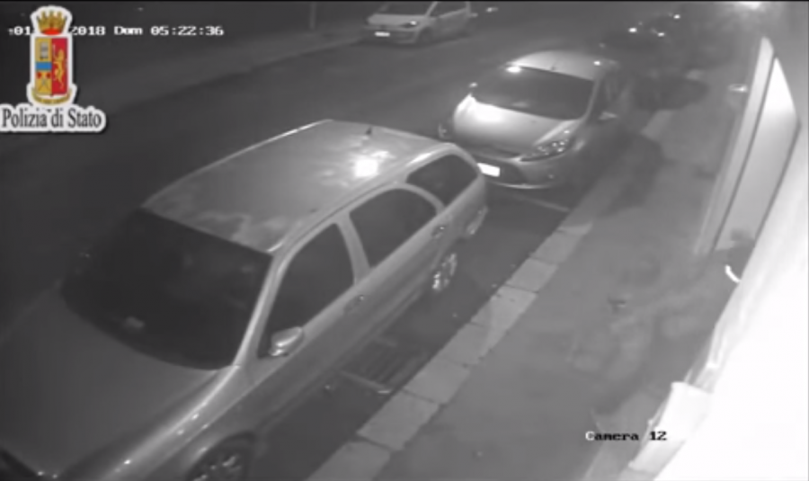 Shqiptari me çekan në dorë thyen kazinonë, arsyeja do ju çudisë