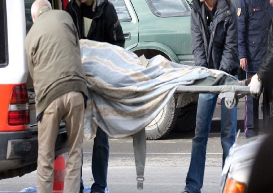 Durrës, gjendet i vdekur 56-vjeçari në banesë