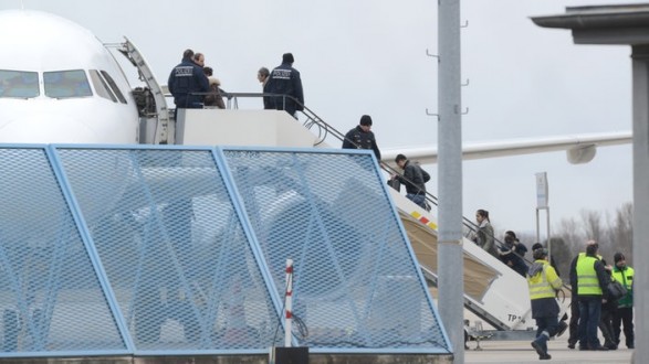 “Jemi gej dhe të dhunuar”. Si e fitojnë azilin shqiptarët në Francë