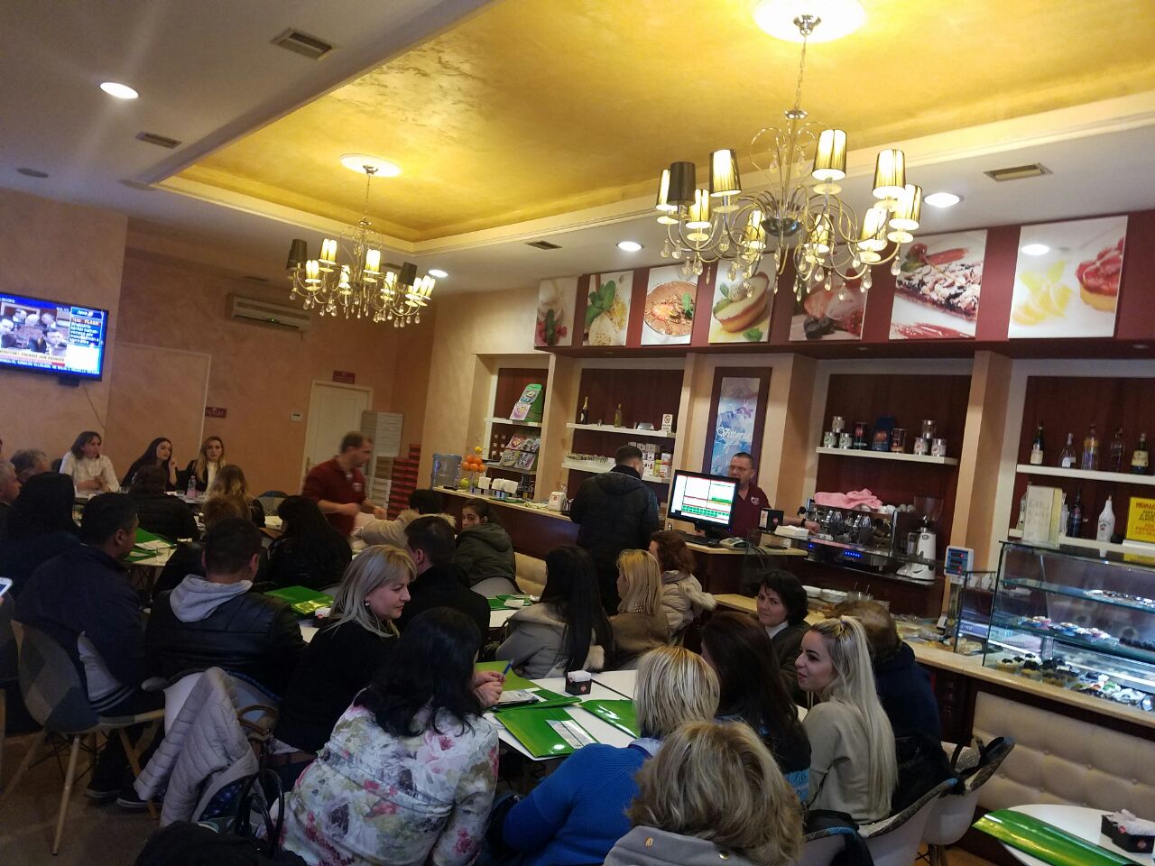 Zyra e Avokatisë falas për shtresat në nevojë në Durrës, mbahet takimi ndërgjegjësues