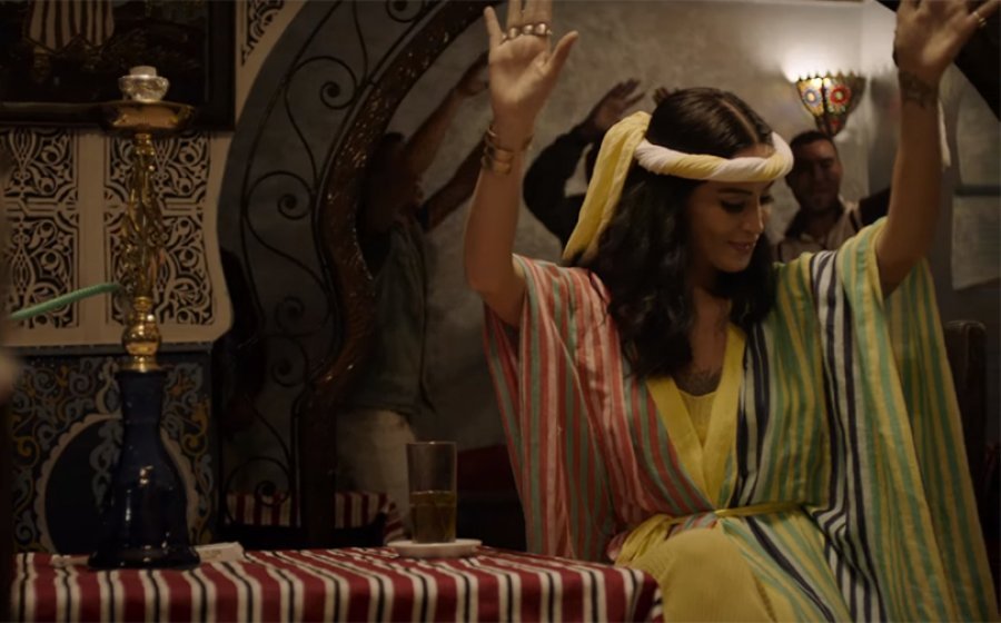 Dafina Zeqiri pjesë e klipit të ri të këngëtarit me famë botërore