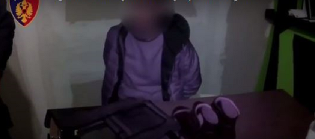 Arrestohet në qendrën tregtare në Durrës, ja për çfarë akuzohet i riu