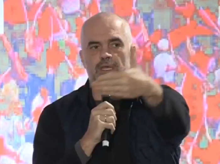 Rama i përgjigjet mësueses me kancer: Brenda 10 ditësh vjen ilaçi!