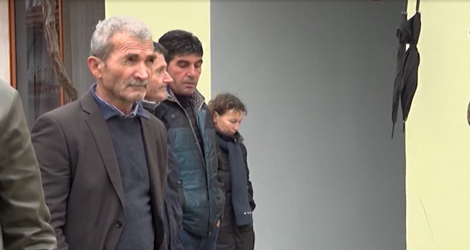 Mbërrijnë në Lezhë trupat e pajetë të dy motrave që u vranë në Zvicër