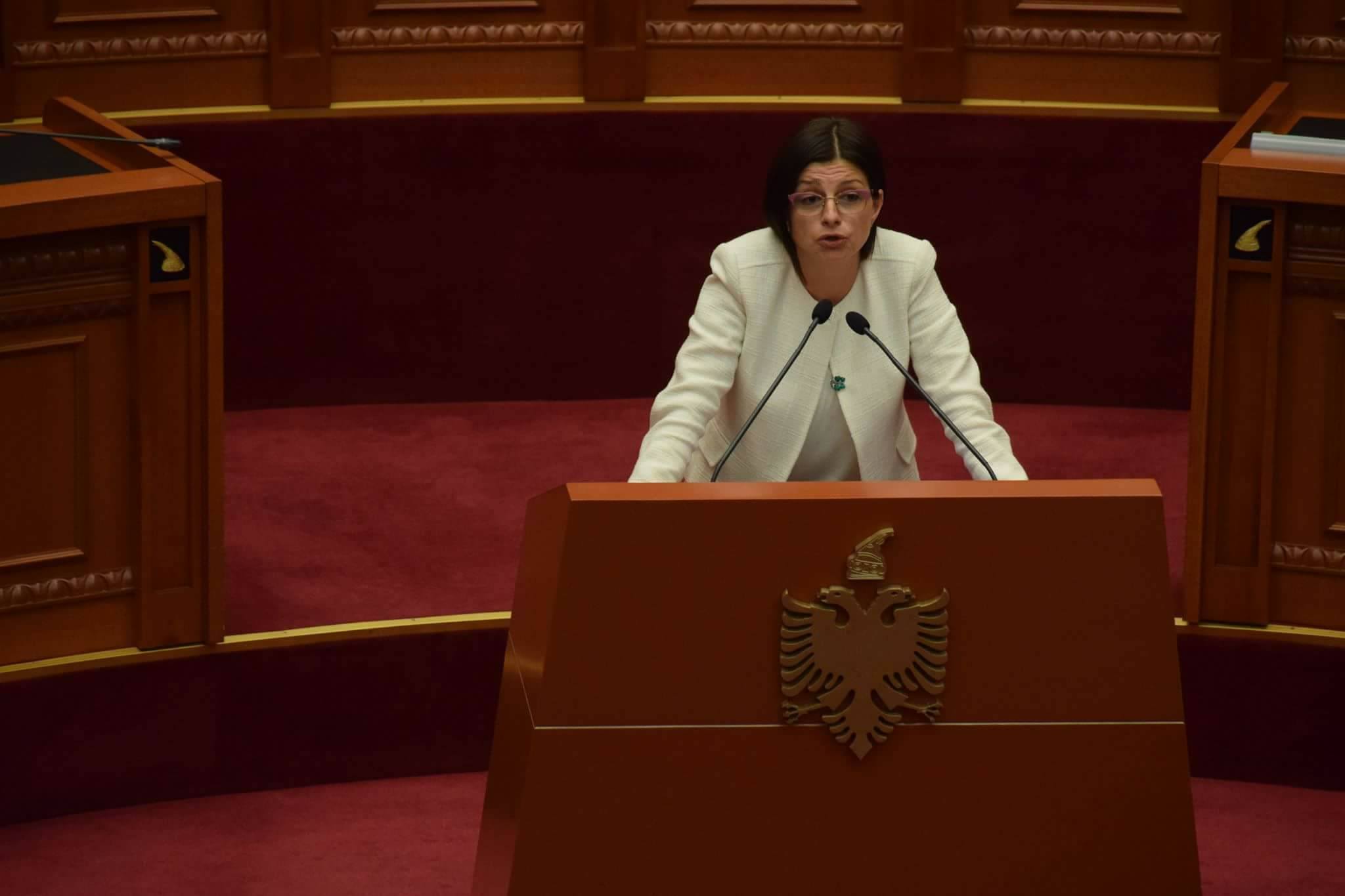 Deputetja më aktive e Durrësit që la pas deputetët e vjetër e me përvojë