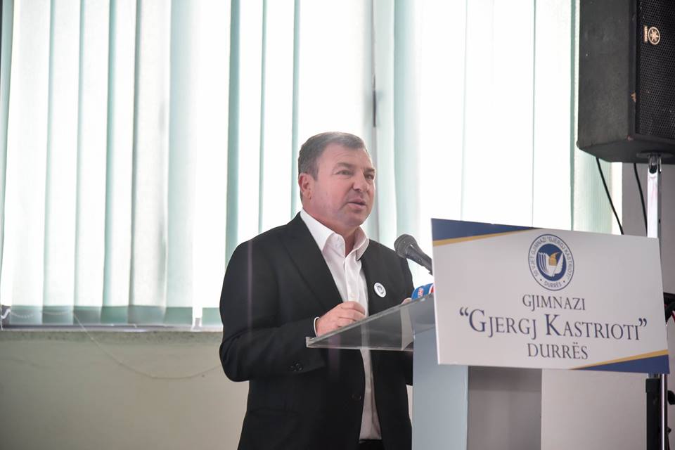 Për çfarë ka nostalgji kryebashkiaku Dako?! (FOTO)