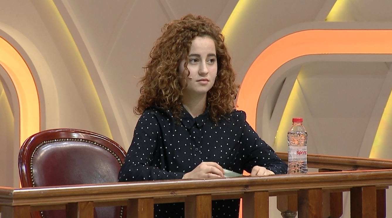 “Nipi i prokurores” i aksidentoi për vdekje të atin, 20-vjeçarja me borxhe përballet me tezen