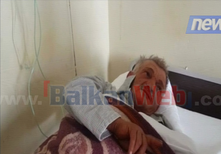 Fqinji e goditi me sëpatë në kokë, i plagosuri: O do e shuaj unë atë, o ai mua (VIDEO)