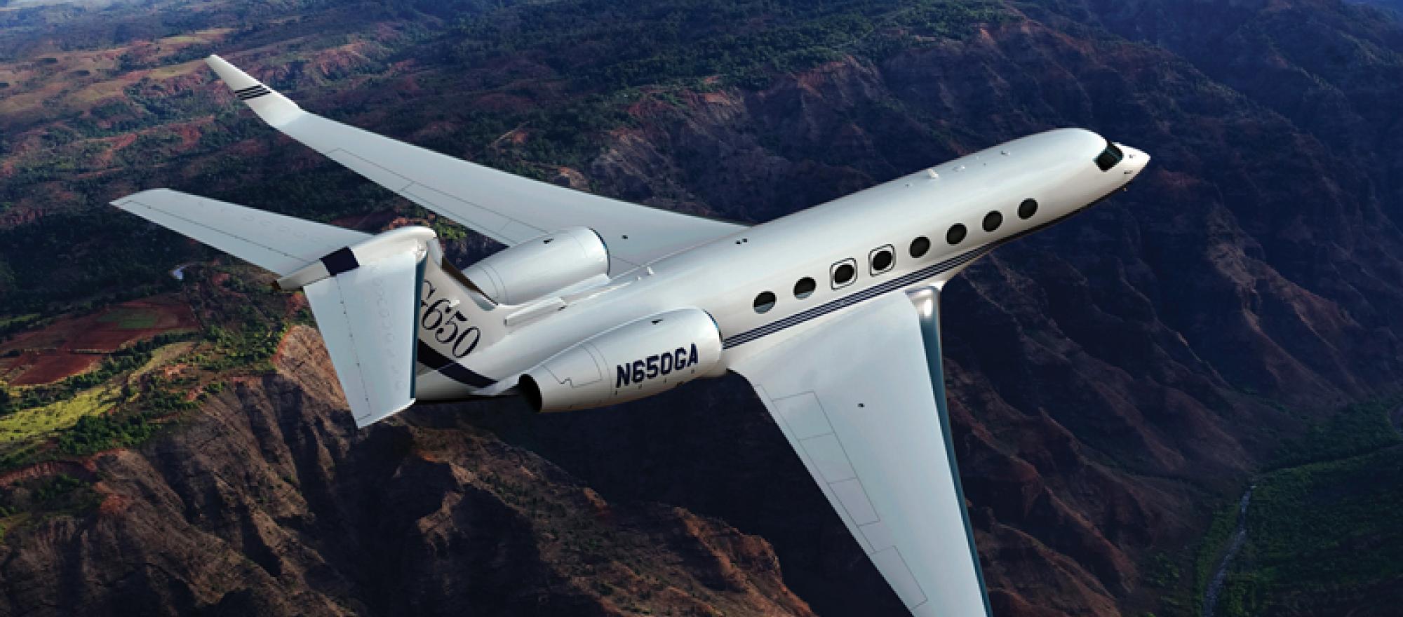 Nga Messi te Ronaldo, ja cili ka avionin privat më të shtrenjtë