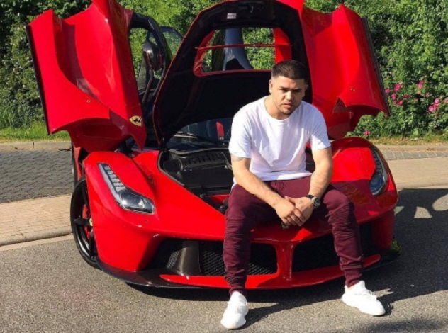 VIDEO/ Sjell Ferrarin në Durrës, ja çfarë i ndodh Noizyt në port