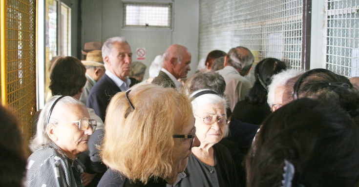 Ndryshon mosha e daljes në pension, sa muaj u shtohet grave