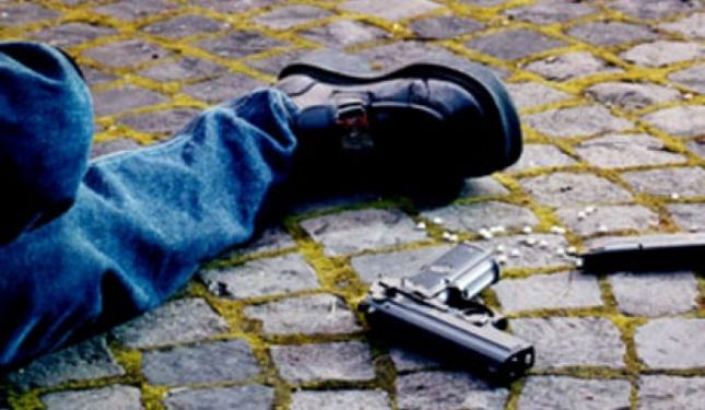 EMRI/ Humb jetën 20-vjeçari, u vetëplagos me plumb në kokë