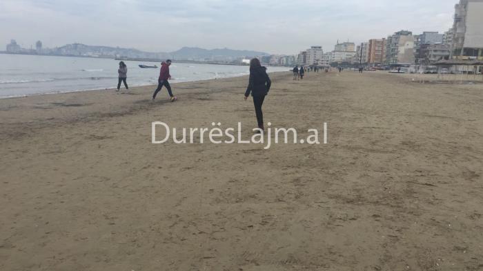 I shkruajti Dakos, Bashkia e Durrësit i përgjigjet biznesmenit italian (FOTO)