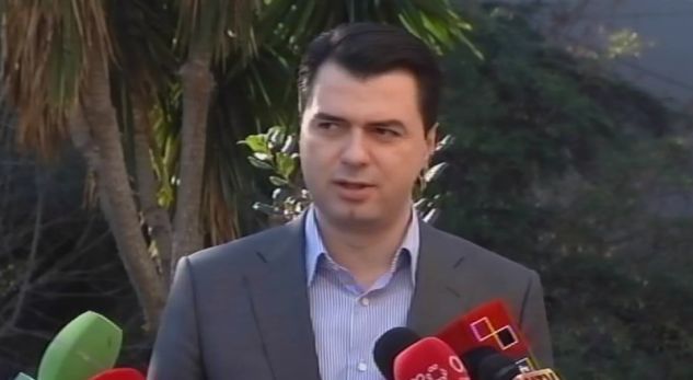 Basha ‘zbërthen’ mesazhin e protestës masive kundër qeverisë Rama