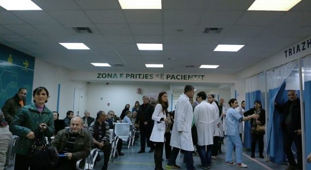 “Kreditet” që mbajnë në punë infermierët shqiptarë janë kthyer në biznes