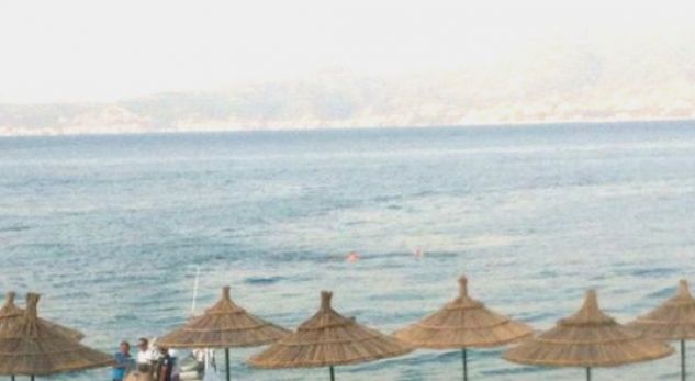 Publikohet fotoja e ish-ministrit Saimir Tahiri në skaf me Artan Habilajn