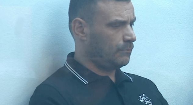 Shullazi mohon sërish akuzat, shtyhet gjyqi