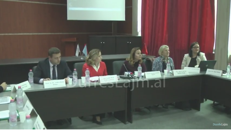 Tryezë e rrumbullakët “Mirëqeverisja – Ndërtimi i Besimit të Publikut” në UAMD (VIDEO)