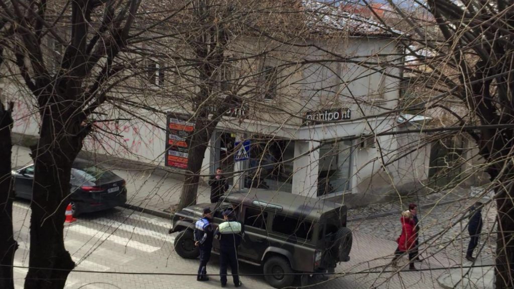 Ministri grek viziton Korçën, “blindohet” qyteti