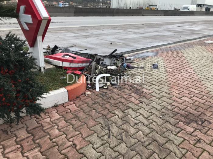DETAJET/ 23-vjeçarja u kthye nga porti i Durrësit, mori taksinë dhe gjeti vdekjen