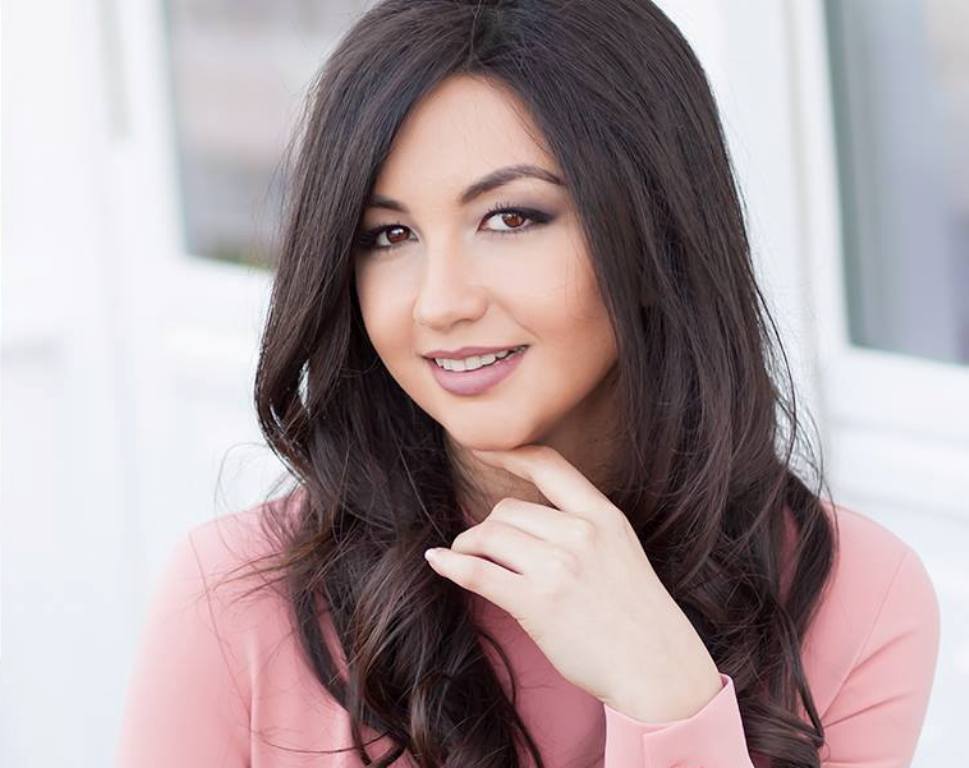 Histori e re dashurie për vajzën e Jozefina Topallit (FOTO)