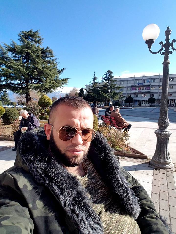 U kap me armë, zbulohet e shkuara e errët e ish-anëtarit të bandës së Gjin Nikës