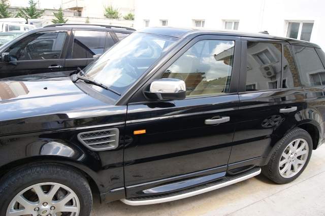 Po vidhnin makinën “Rang Rover” të 38-vjeçares, në pranga 3 veta