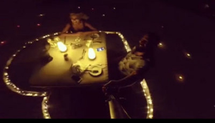 Më romantik se kaq s’e keni parë Getoarin, surprizon Marinën për Shën Valentin (VIDEO)