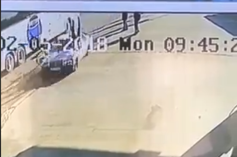 Dalin pamjet e aksidentit me vdekje, si i hodhi në ajër makina 3 veta