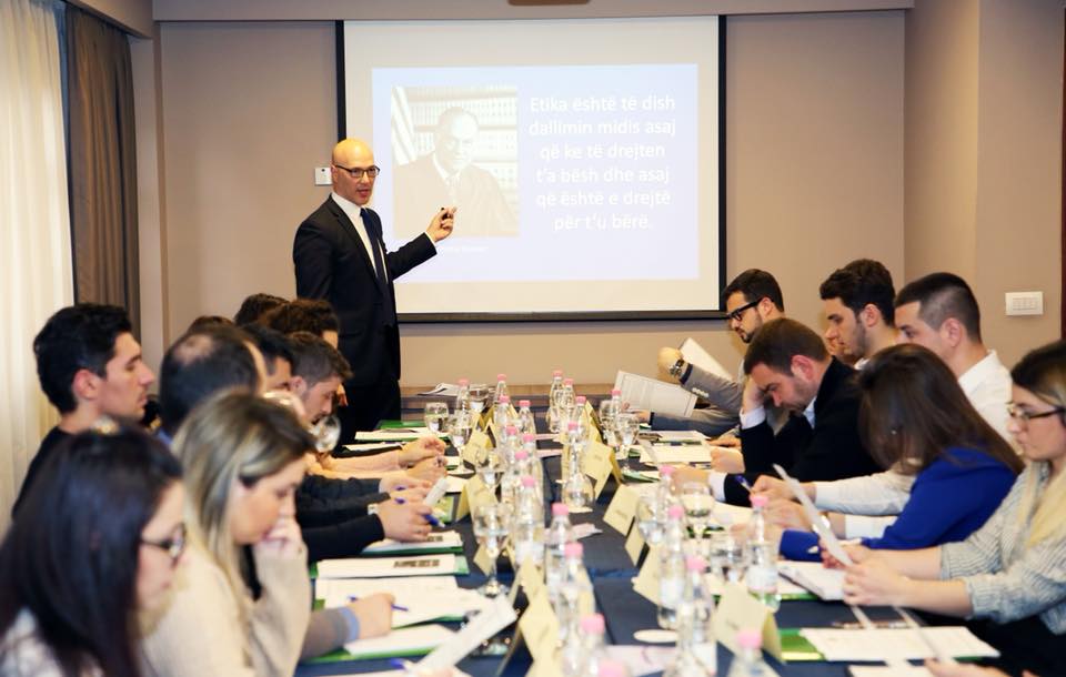 Mesazhi i fortë i ambasadës amerikane për drejtësinë