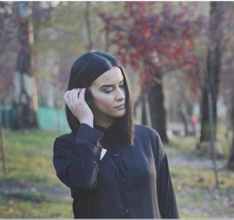 Në luftë 1 vit me sëmundjen, ndahet nga jeta Anxhela Noçka