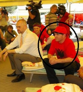 8 vite më parë grevist i urisë, nga sot drejtor i portit të Durrësit (FOTO)