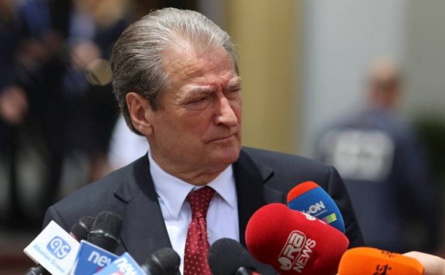 Denoncimi i Berishës: Në grupin negociator me Greqinë një spiun