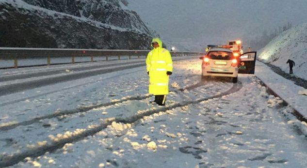 Moti i keq/ Ministria e Mbrojtjes: Situata sipas qarqeve, zonat më problematike