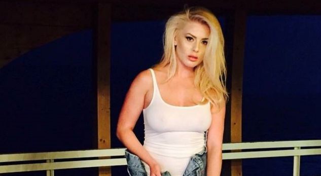 Kujt i thotë “të dua” Olta Gixhari?