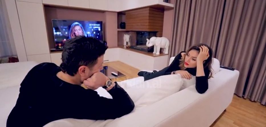 Si dukeshin Elvana Gjata dhe Ermal Mamaqi vite më parë (VIDEO)