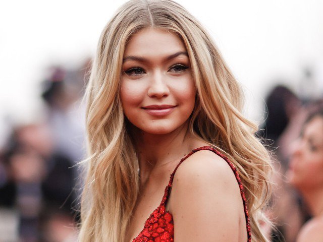 E kritikuan për peshën, modelja e njohur bën rrëfimin prekës për shëndetin e saj