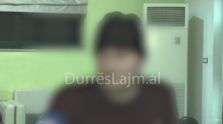 Durrës, 38-vjeçari i paralizuar që vuan dënimin në burg, apelon që muajt e mbetur t&#8217;i kalojë në shtëpi (VIDEO)