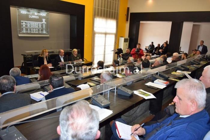 AZHBR takim me fermerët në Durrës, skema mbështetëse për Bujqësinë dhe zhvillimin Rural 2018 (VIDEO)