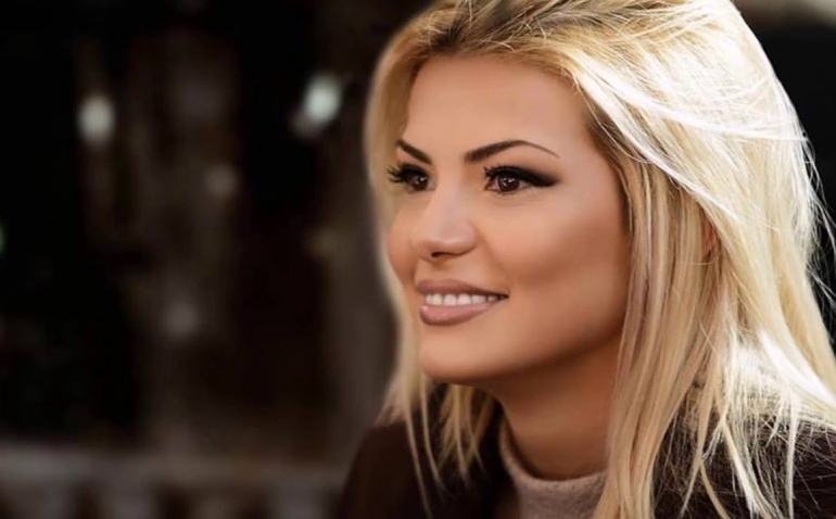 Marina Vjollca tejet joshëse, zbulon shtëpinë e saj luksoze (FOTO)