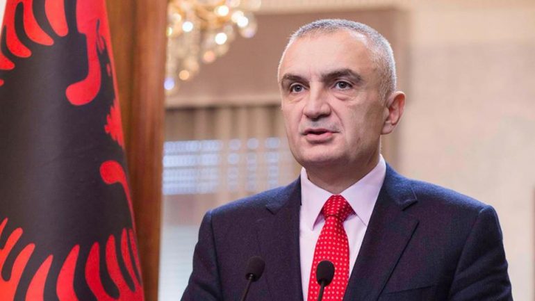 Negociatat me Greqinë, Meta konsultohet me ish-Presidentët